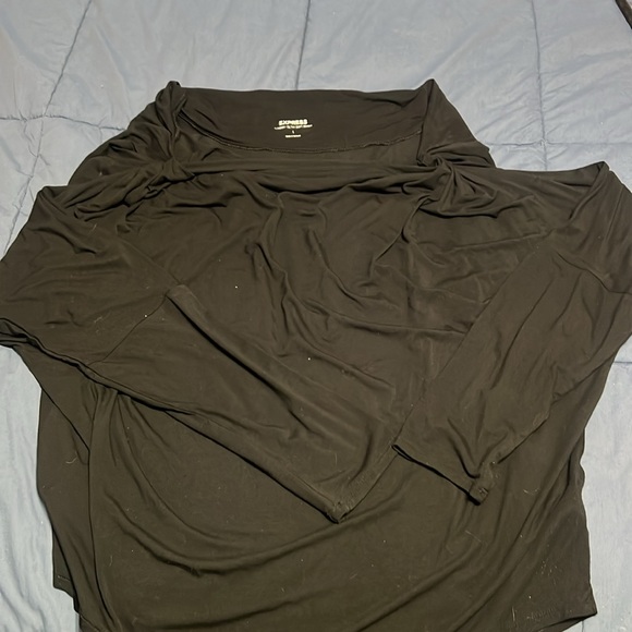 Top - Picture 2 of 3